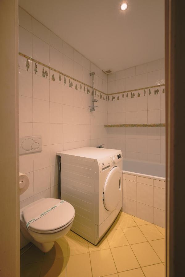 Skau Family Venturska Apartamento Bratislava Exterior foto